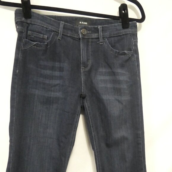 R JEANS Petites | size 26P | Classic Dark Wash Straight Leg Jeans - Picture 6 of 16